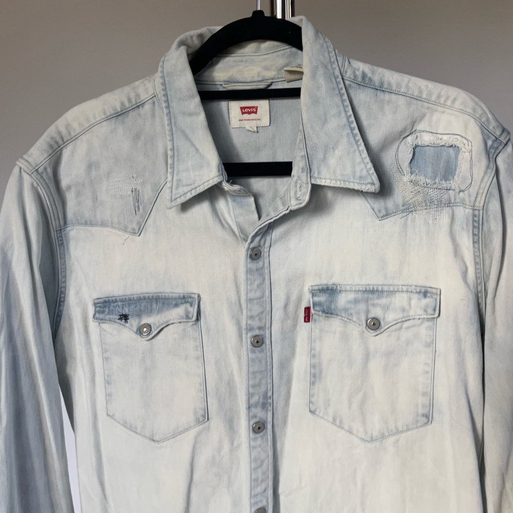 Mens Levi’s Jean button down XL